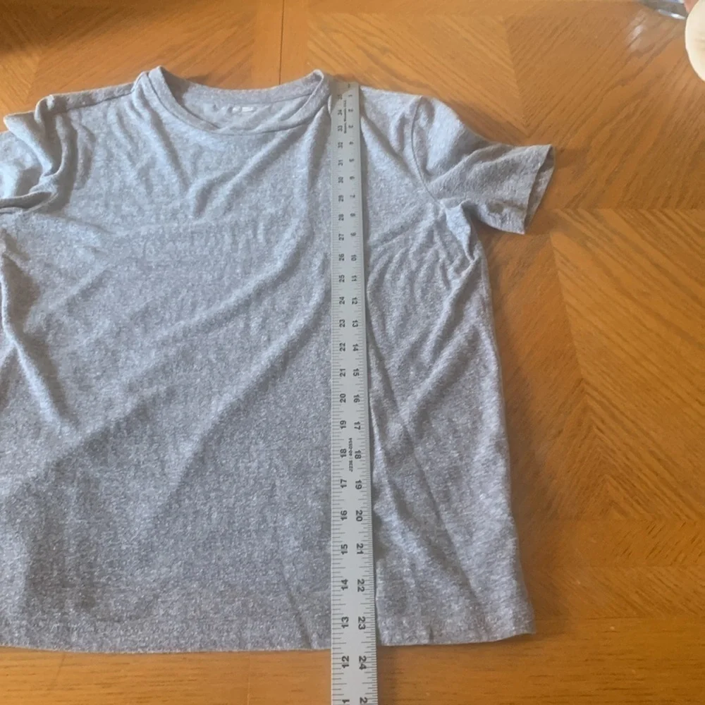 Old Navy shirt sleeve shirt